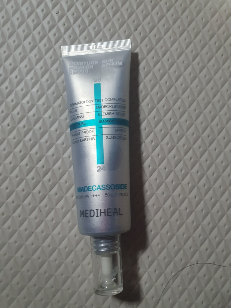 메디힐 (MEDIHEAL) 마데카소사이드 수분 선세럼 흔적 리페어 [SPF50+/PA++++] review image