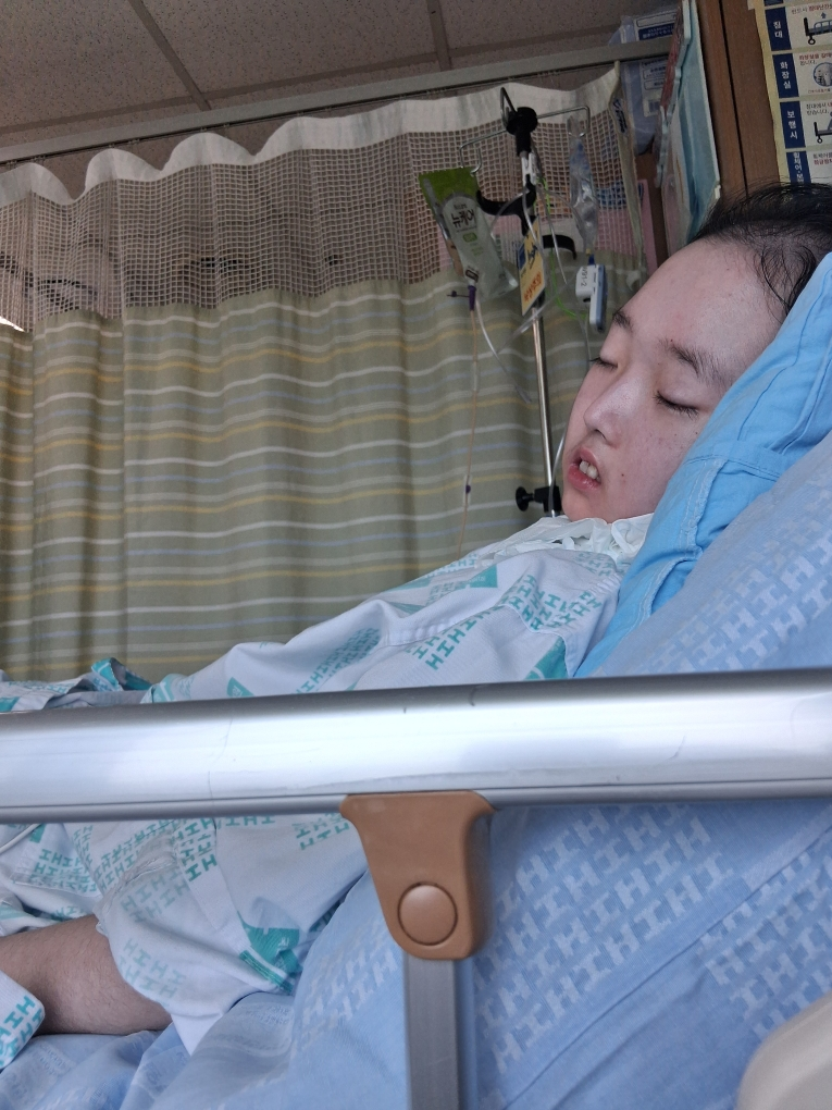 洋甘菊双重保湿润唇膏的真实用户使用照片