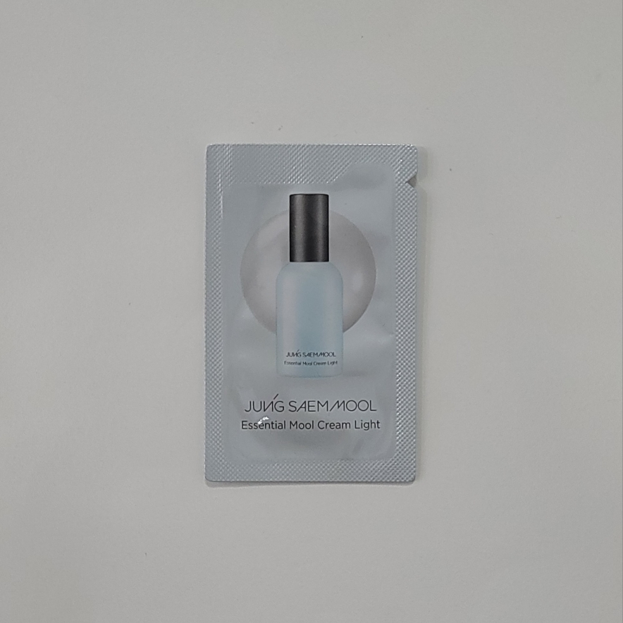 정샘물뷰티 (JUNGSAEMMOOL) 에센셜 물 크림 라이트 review image