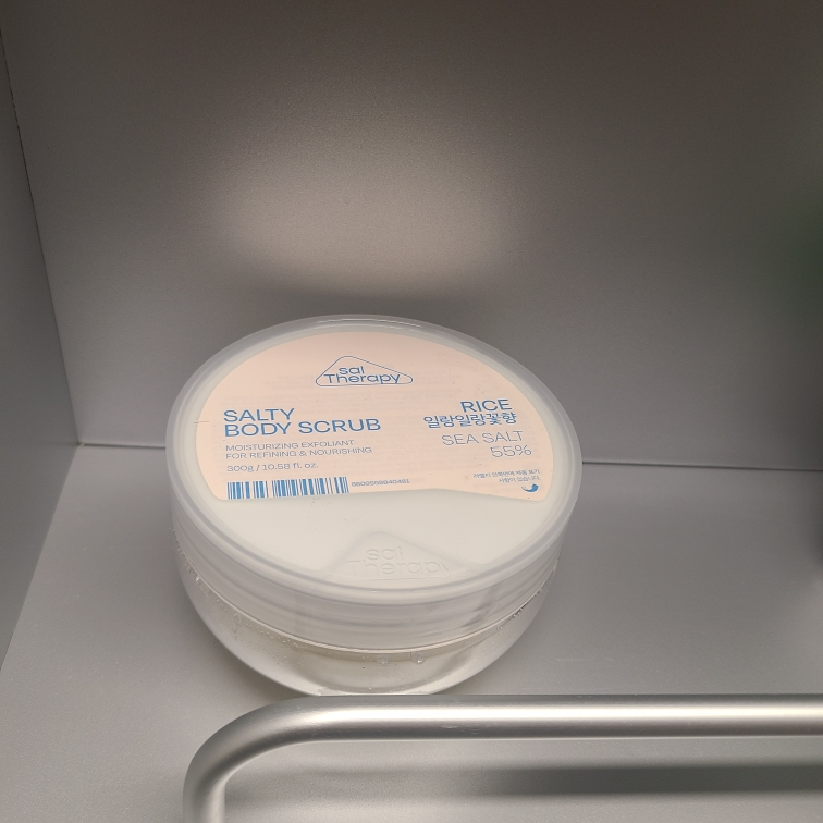 솔테라피 (salTherapy) 솔티 바디스크럽 [허니] review image