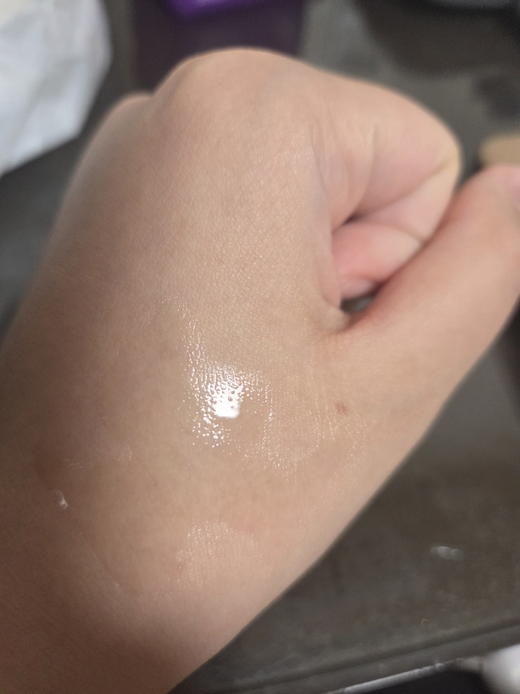 双飞燕生物群落安瓶爽肤水的真实用户使用照片