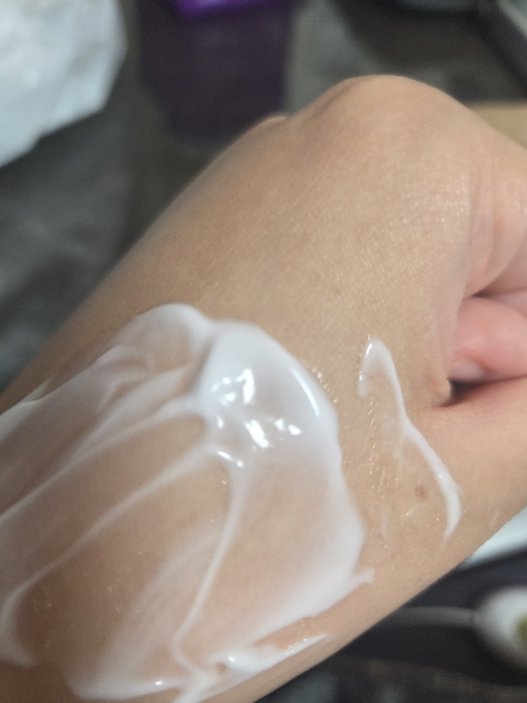 소미 (SOMI) 트리트 모이스처 크림 review image