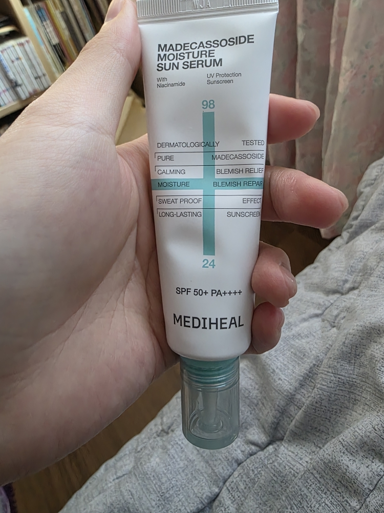 메디힐 (MEDIHEAL) 마데카소사이드 수분 선세럼 흔적 리페어 [SPF50+/PA++++] review image