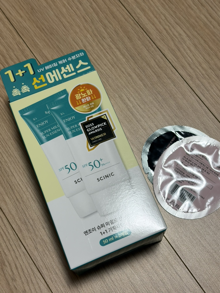 Enzoi 超温和防晒精华 [SPF50+/PA++++]的真实用户使用照片