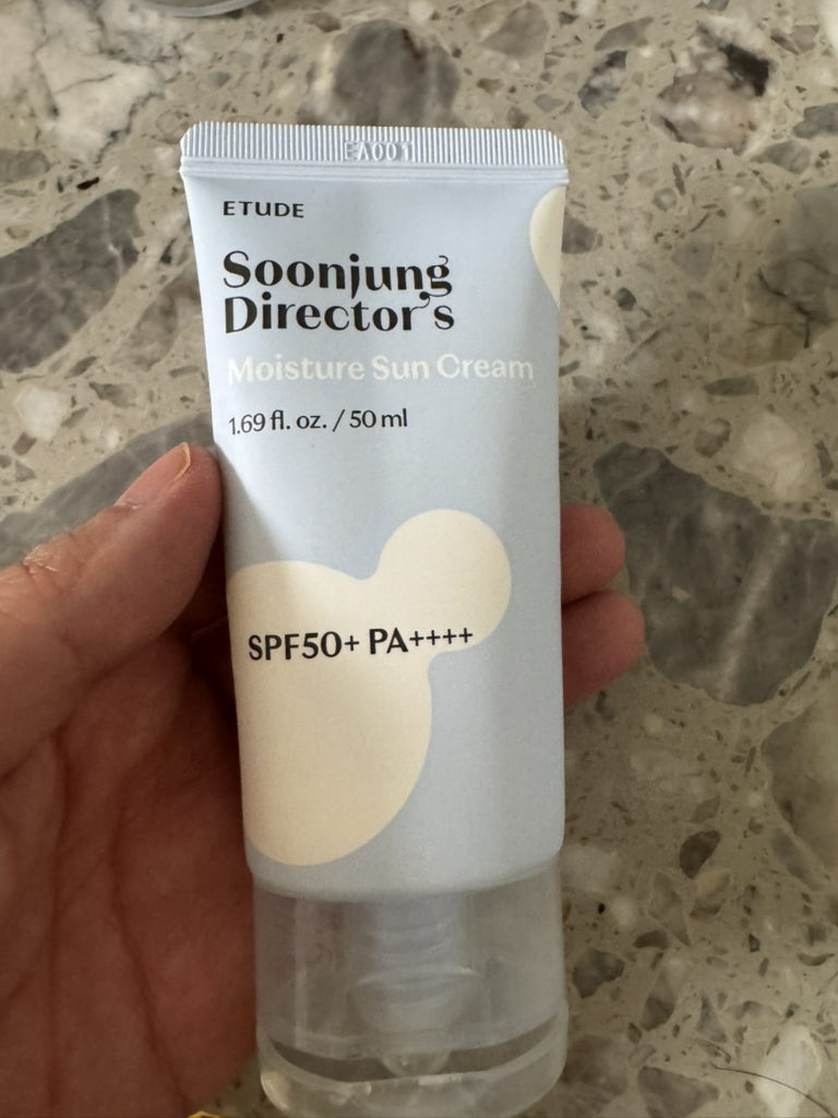 Genuine Director 保湿防晒霜 [SPF50+/PA++++]的真实用户使用照片