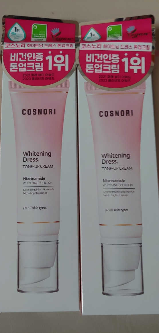 코스노리 (COSNORI) 화이트닝드레스 미백 톤업크림 review image