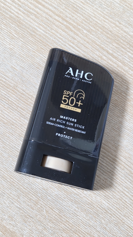 AHC (에이에이치씨) 마스터즈 에어 리치 선스틱 [SPF50+/PA++++] review image
