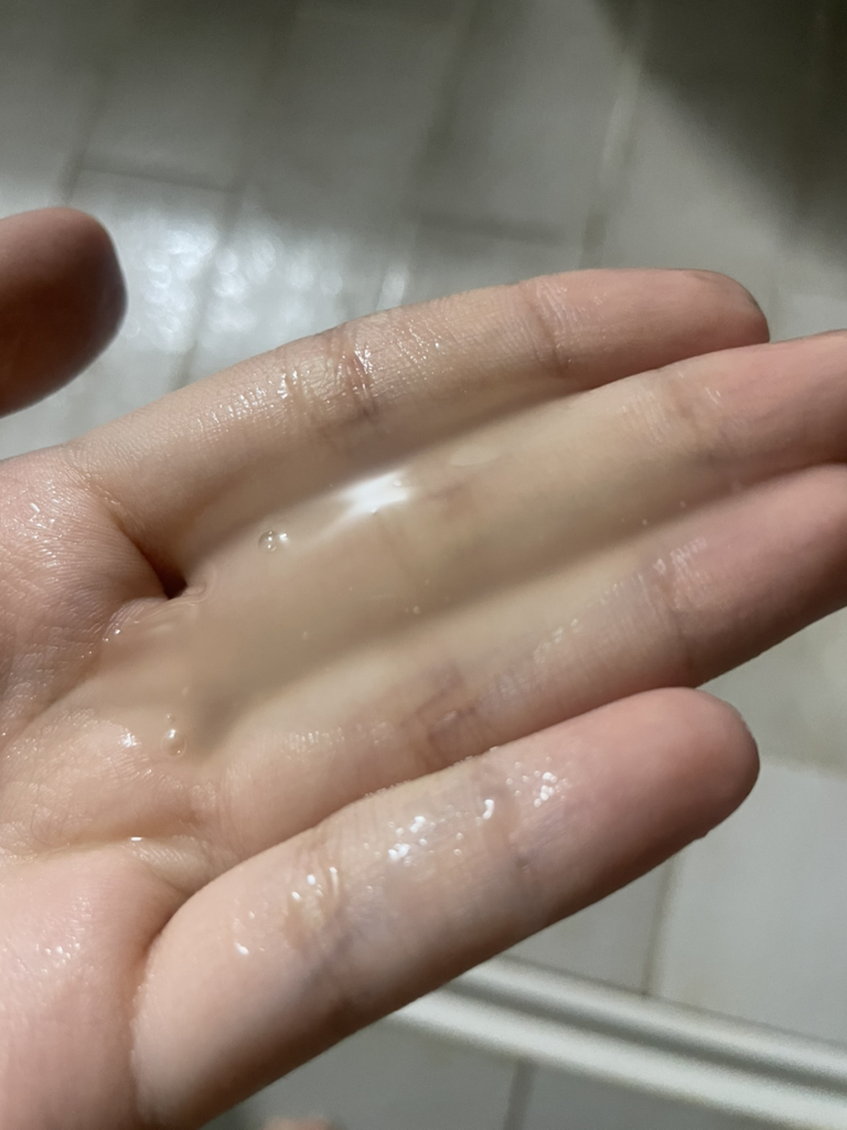 Ảnh đánh giá thực tế của người dùng về Rootgen Chăm sóc chuyên sâu cho tình trạng rụng tóc ở phụ nữ - Dầu gội tăng cường độ dày tóc