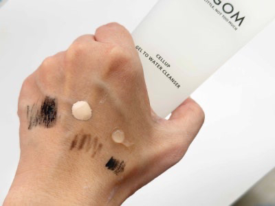 라곰 (LAGOM) 젤 투 워터 클렌저 review image