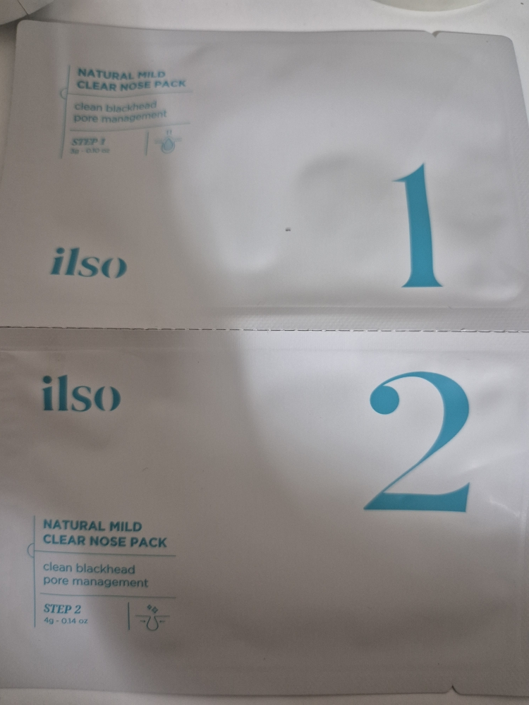 일소 (ilso) 네추럴 마일드 클리어 노우즈 팩 review image