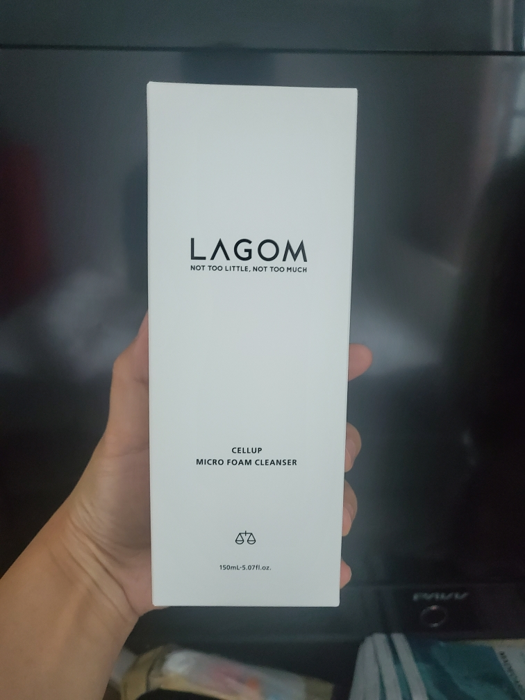 라곰 (LAGOM) 마이크로 폼 클렌저 review image