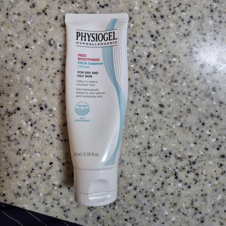 霏丝佳 Red Soothing Sicca 平衡霜 common.review image