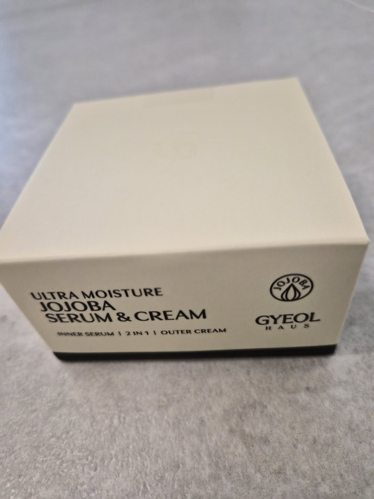 결하우스 (GYEOLHAUS) 울트라 모이스처 호호바 세럼 앤 크림 review image