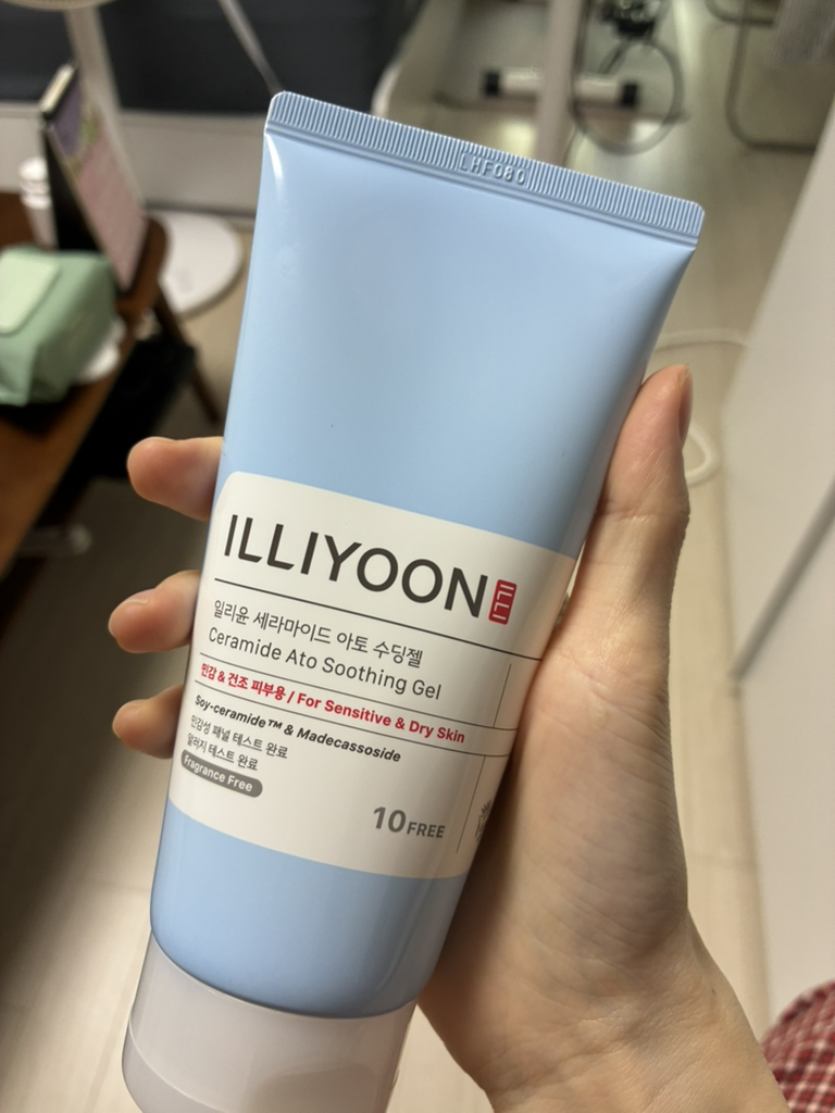 일리윤 (ILLIYOON) 세라마이드 아토 수딩 젤 review image