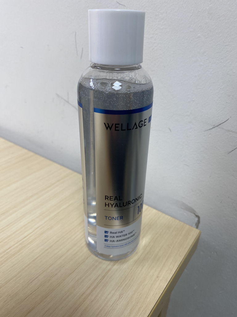 웰라쥬 (WELLAGE) 리얼 히알루로닉 100 토너 review image