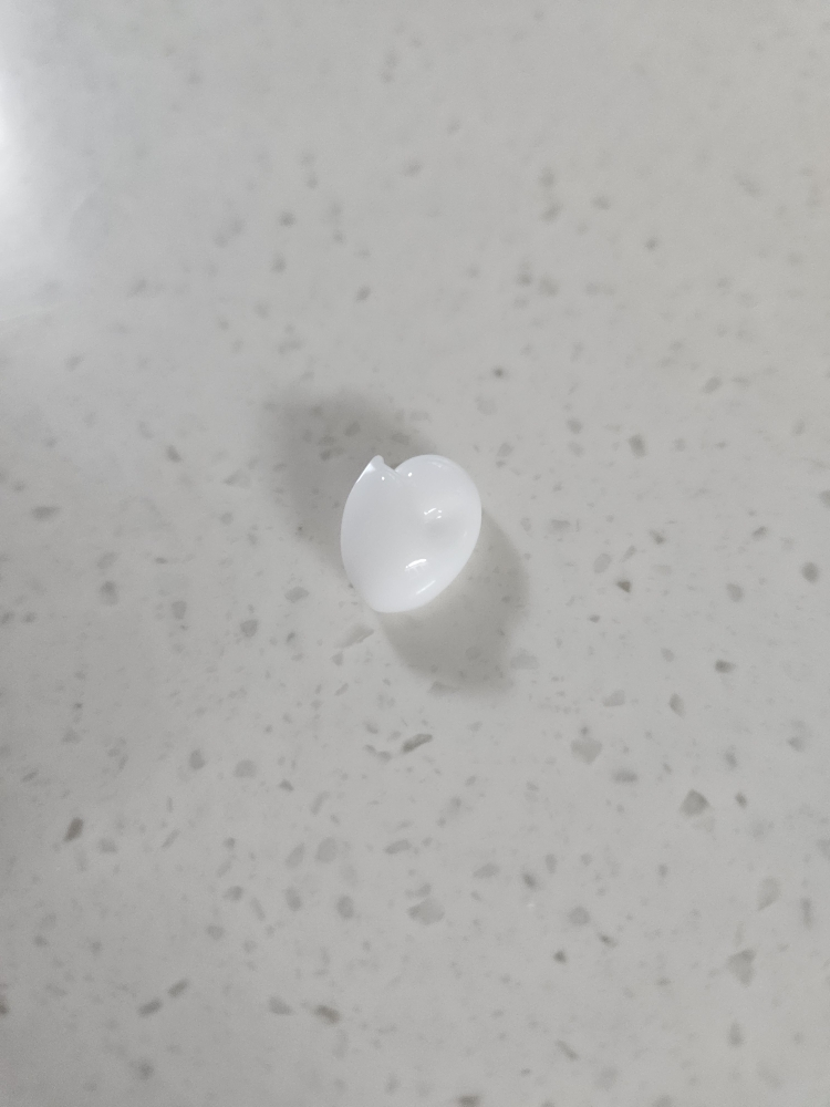 니베아 (NIVEA) SOS 케어 바디로션 review image