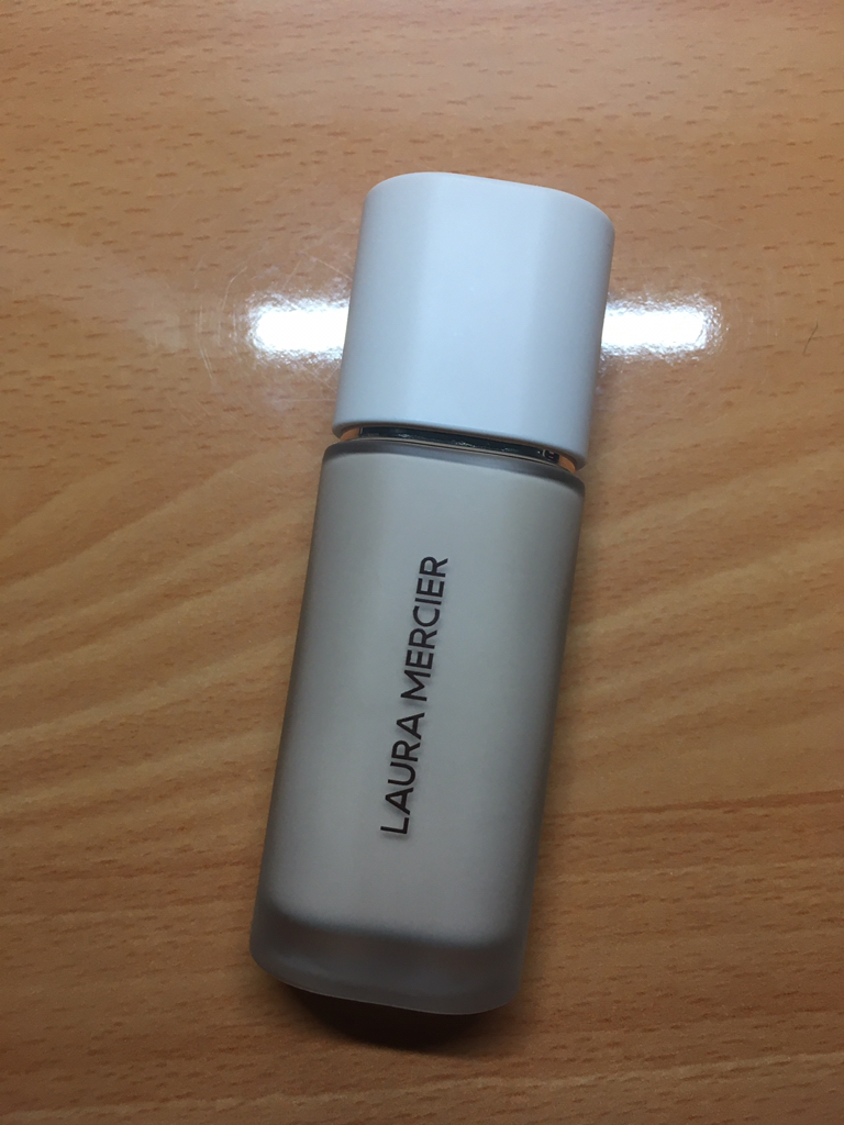 로라메르시에 (LAURAMERCIER) 리얼 플로리스 파운데이션 [0N1 실크] review image