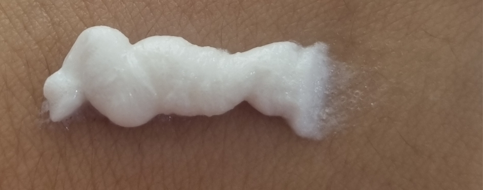 柔恩莱 1025 独岛洁面乳 common.review image