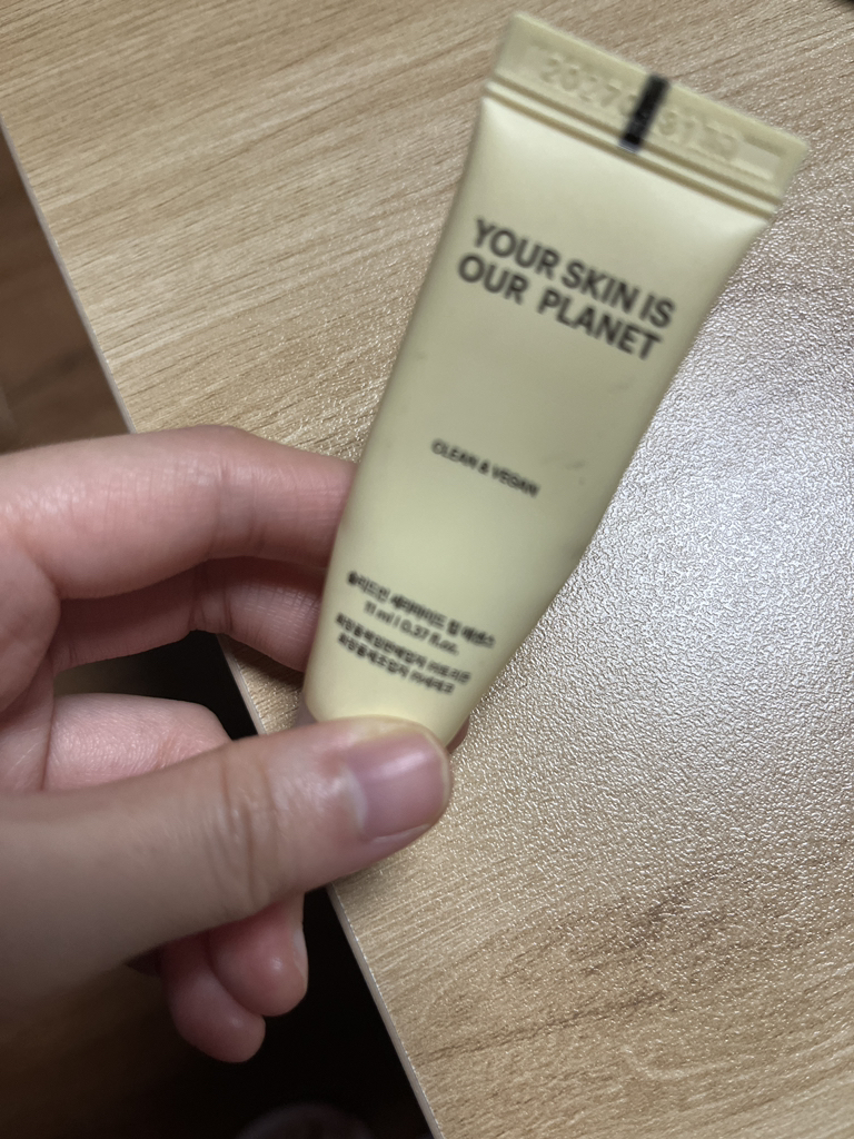 桃瑞丹 修护滋润唇部精华 common.review image