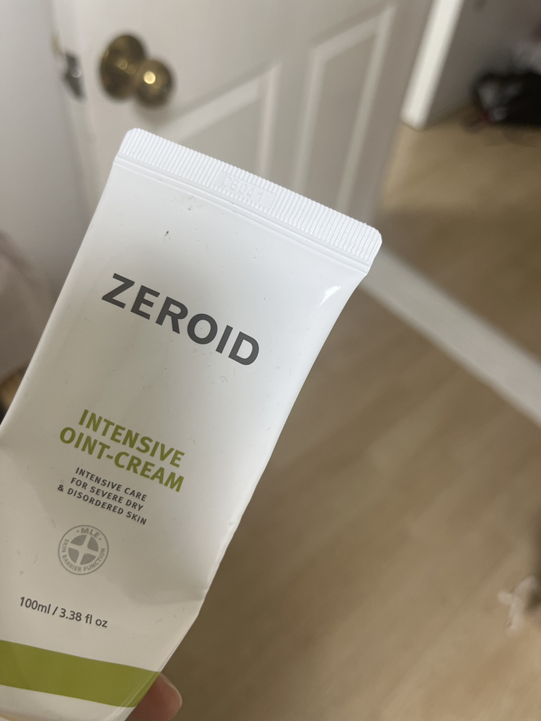 ZEROID Kem dưỡng da chuyên sâu review image