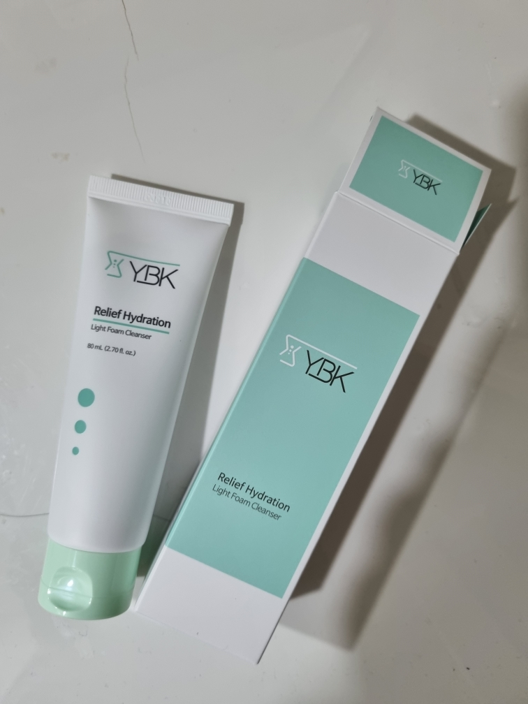 YBK (와이비케이) 릴리프 하이드레이션 라이트 폼 클렌저 review image