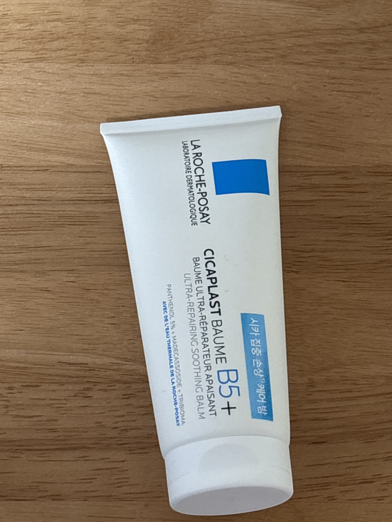 라로슈포제 (LAROCHE-POSAY) 시카플라스트 밤 B5+ review image