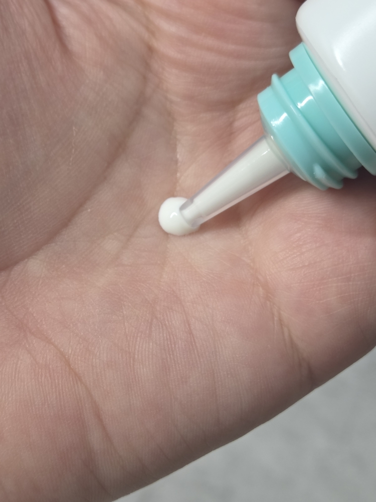 메디힐 (MEDIHEAL) 마데카소사이드 수분 선세럼 흔적 리페어 [SPF50+/PA++++] review image