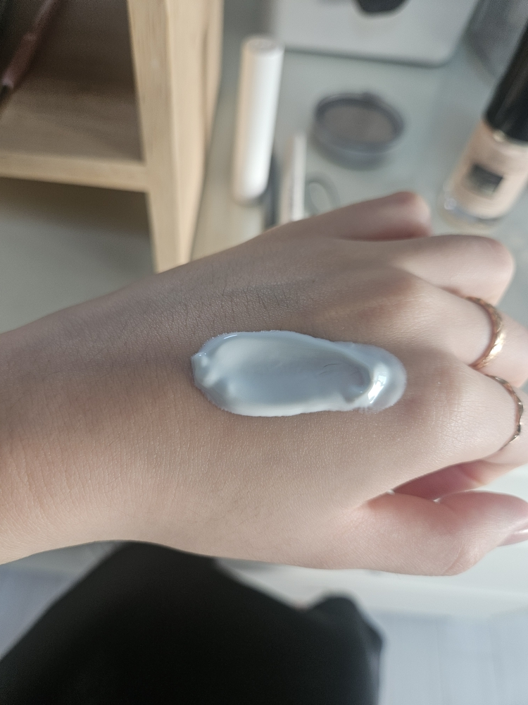 토리든 (Torriden) 다이브인 워터리 모이스처 선크림 [SPF50+/PA++++] review image