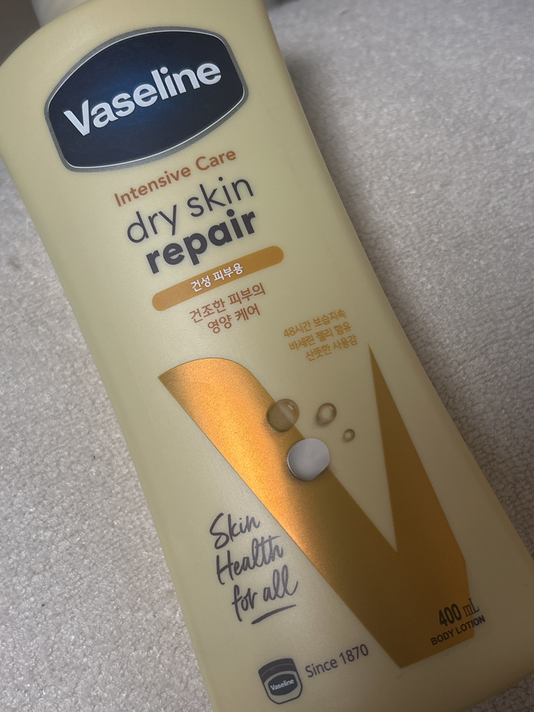 바세린 (Vaseline) (유니레버) 인텐시브 케어 로션 [드라이스킨리페어] review image