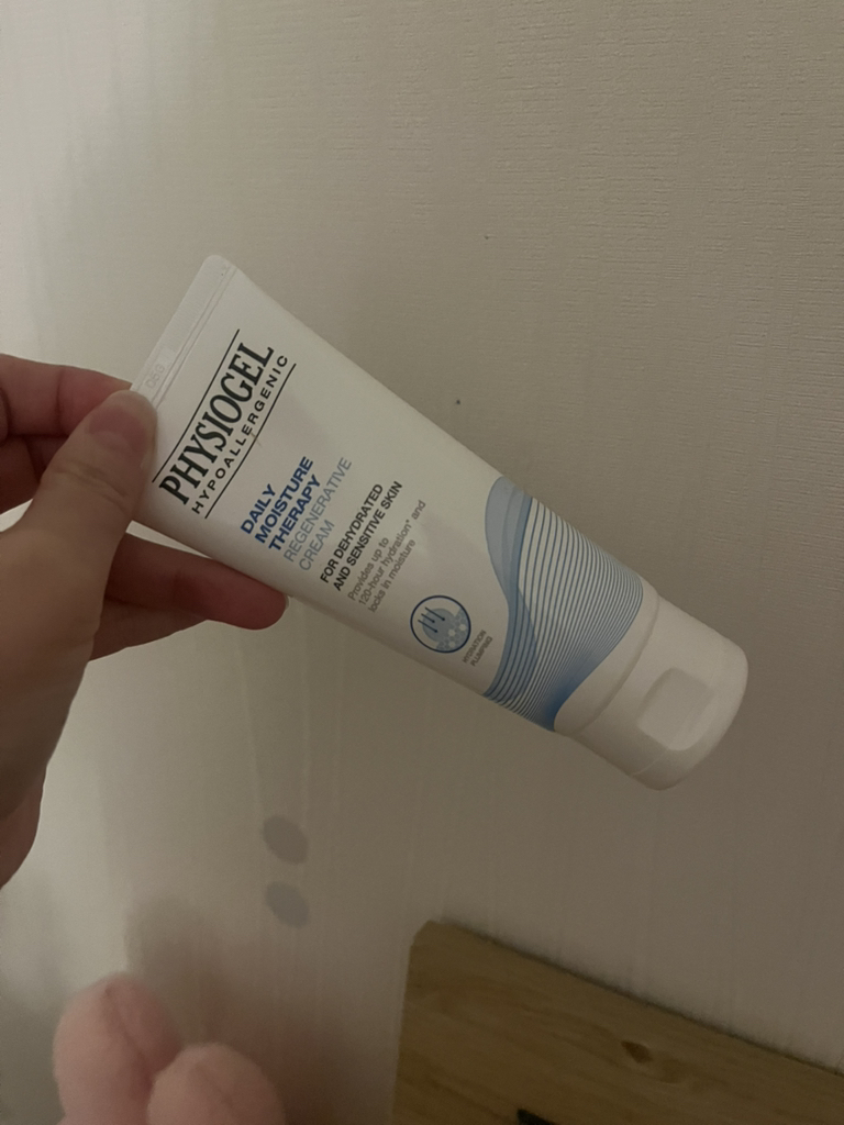 피지오겔 (PHYSIOGEL) 데일리 모이스쳐 테라피 하이드로 시카 수딩 크림 review image