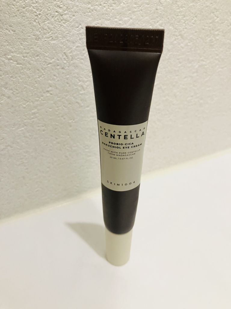 SKIN1004 Madagascar Centella Probiosica Bakuchiol Eye Cream review image