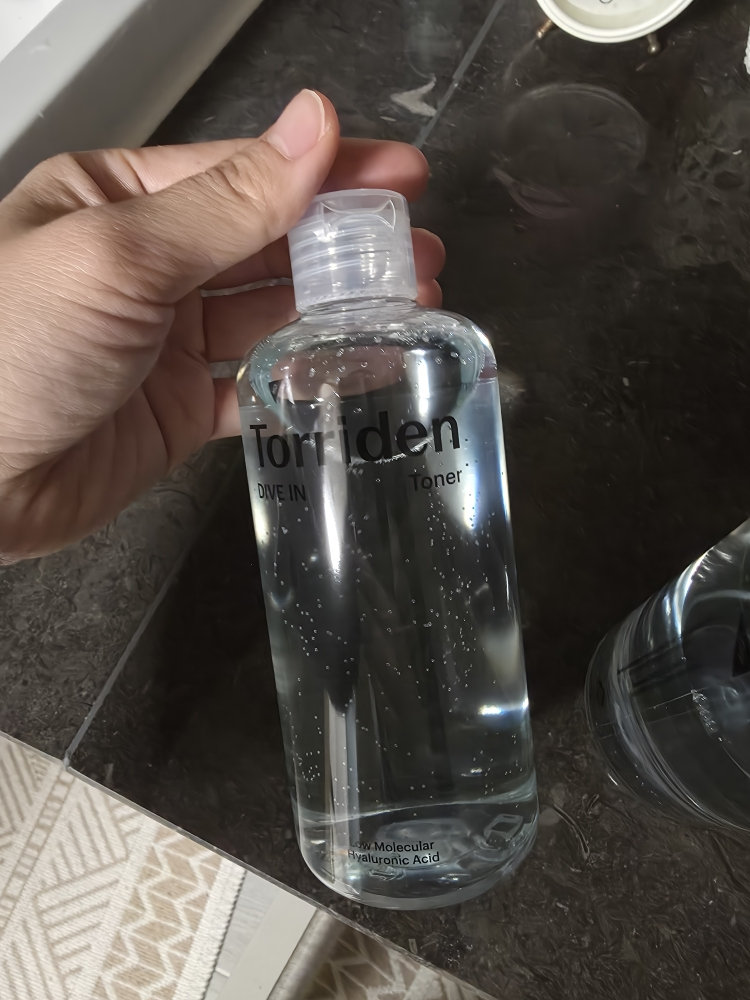 토리든 (Torriden) 다이브인 저분자 히알루론산 토너 review image