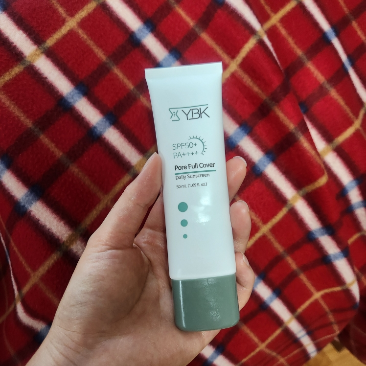 YBK (와이비케이) 포어 풀 커버 데일리 썬스크린 [SPF50+/PA++++] review image