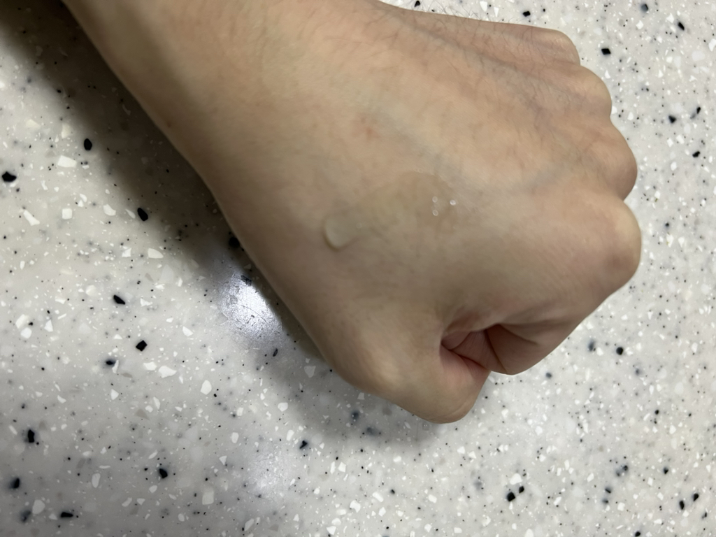 웰라쥬 (WELLAGE) 리얼 히알루로닉 블루 100 앰플 review image