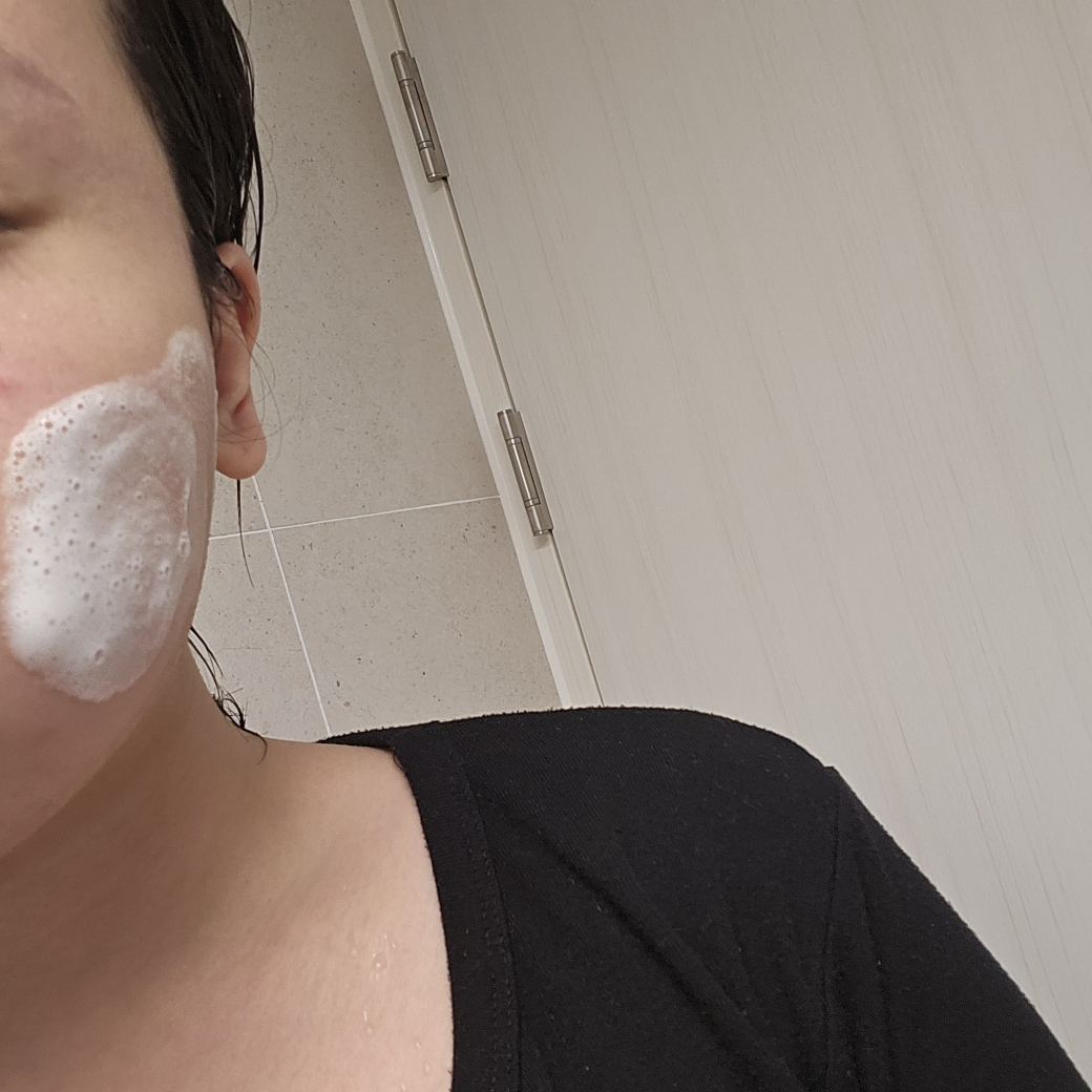 마녀공장 (manyo) 퓨어&딥 클렌징 폼 review image