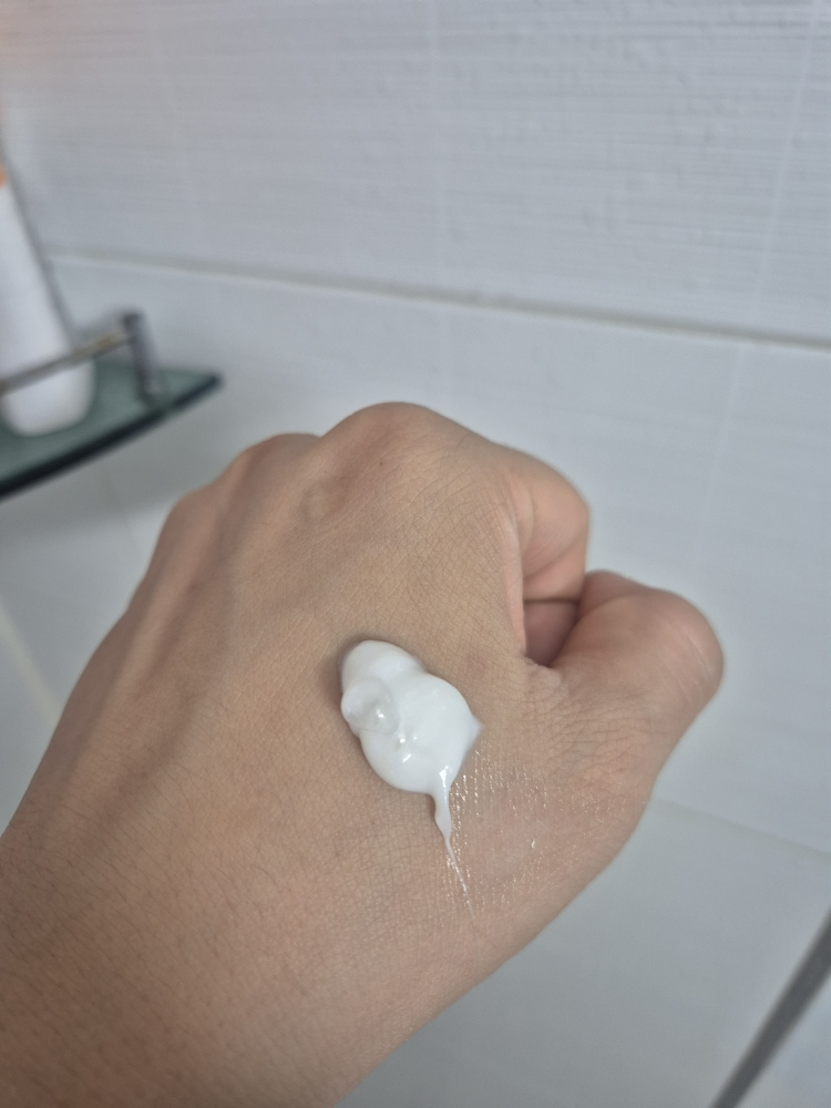 마녀공장 (manyo) 퓨어&딥 클렌징 폼 review image