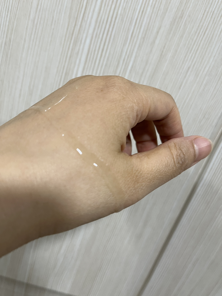 웰라쥬 (WELLAGE) 리얼 히알루로닉 블루 100 앰플 review image