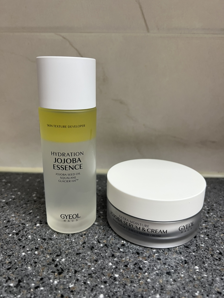 결하우스 (GYEOLHAUS) 울트라 모이스처 호호바 세럼 앤 크림 review image
