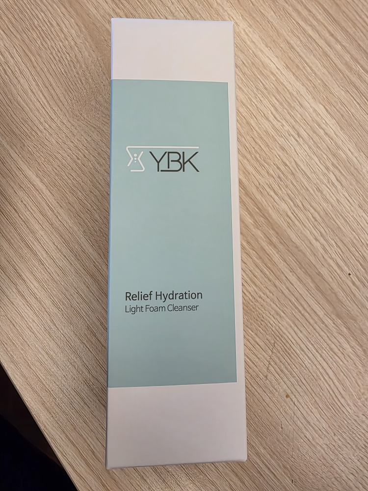 YBK (와이비케이) 릴리프 하이드레이션 라이트 폼 클렌저 review image