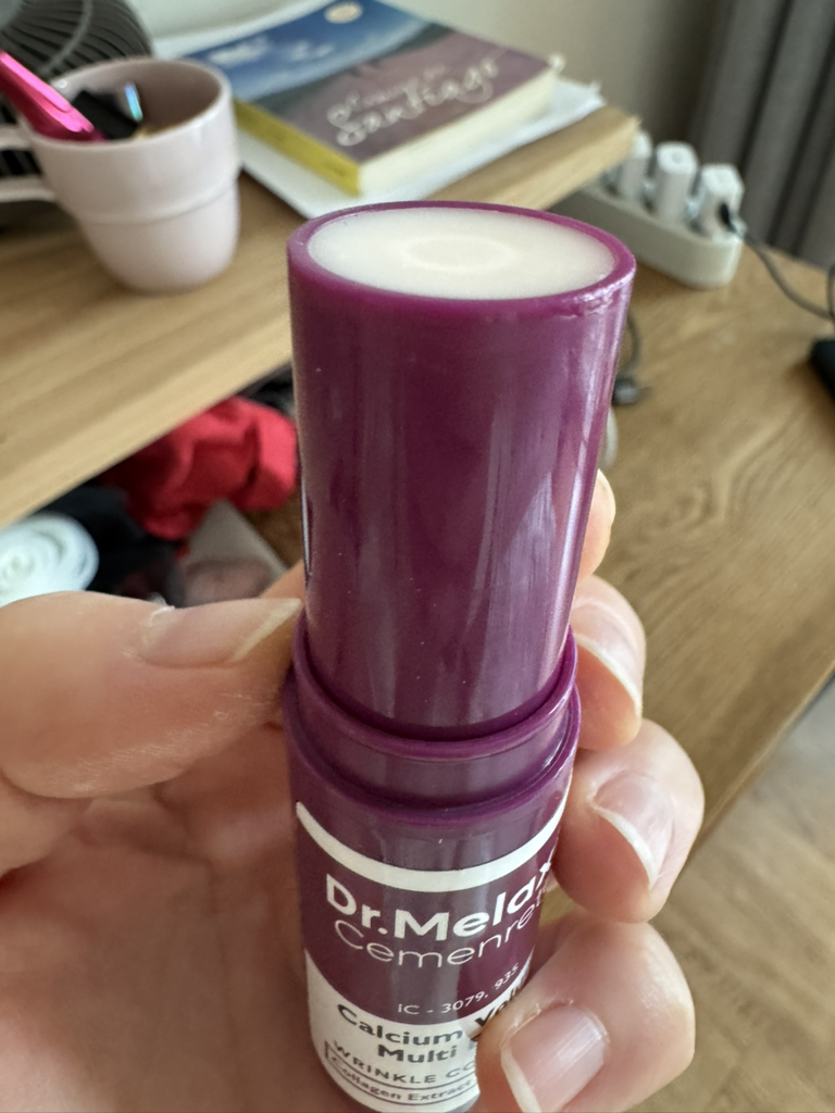 Dr.Melaxin Kem dưỡng da chứa canxi xi măng review image