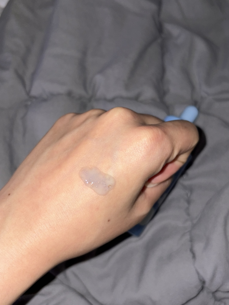 마몽드 (Mamonde) 카밍 샷 아줄렌 흔적 수분 앰플 review image