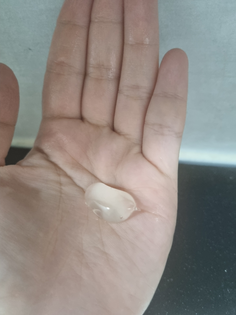 라곰 (LAGOM) 젤 투 워터 클렌저 review image