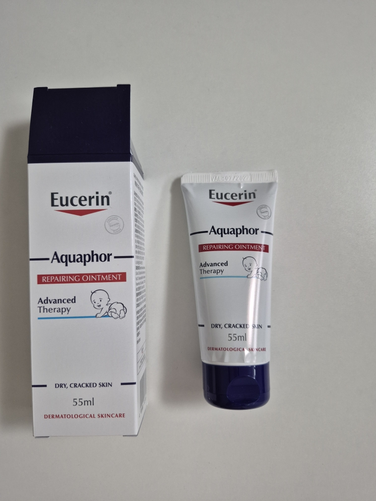 유세린 (Eucerin) 아쿠아퍼 리페어링 오인트먼트 review image