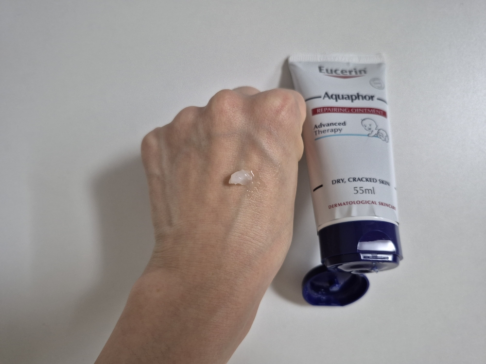 유세린 (Eucerin) 아쿠아퍼 리페어링 오인트먼트 review image