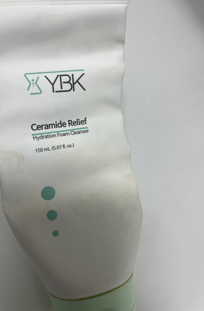 YBK (와이비케이) 릴리프 하이드레이션 라이트 폼 클렌저 review image