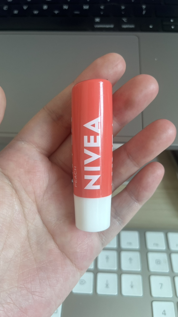 NIVEA Lip Care [Peach Shine] review image