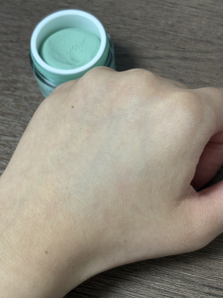 bonamedusa Orange Skin Delete Soft Green review image