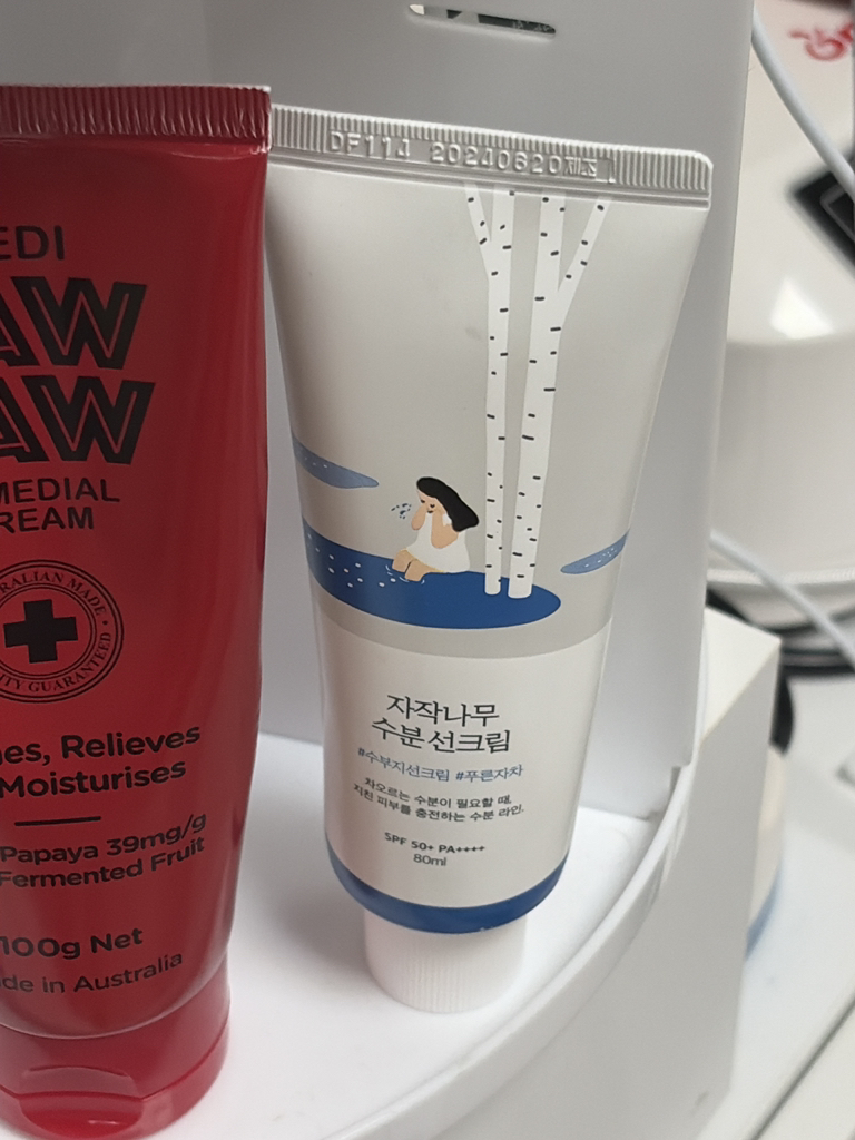 라운드랩 (ROUNDLAB) 자작나무 수분 선크림 [SPF50+/PA++++] review image