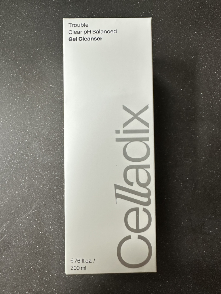 셀라딕스 (Celladix) 트러블 클리어 약산성 젤클렌저 review image