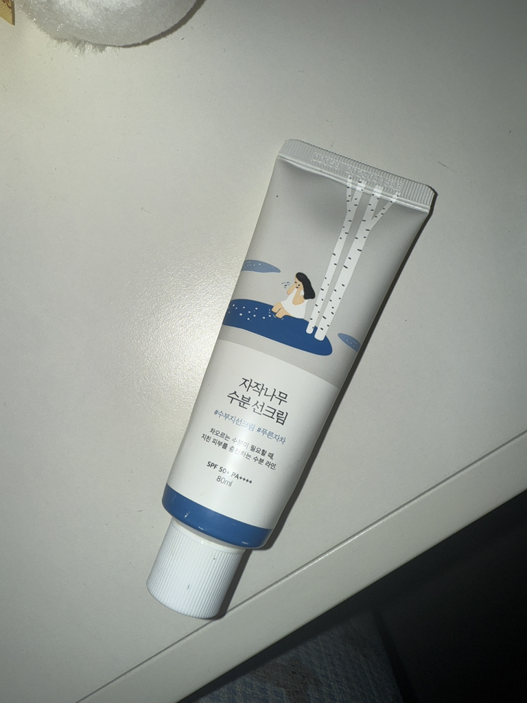 라운드랩 (ROUNDLAB) 자작나무 수분 선크림 [SPF50+/PA++++] review image